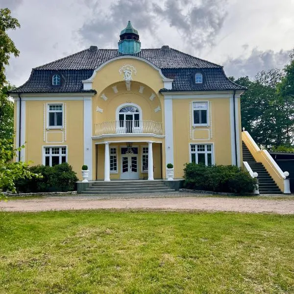 Wohnung im Schloss, hotel v destinaci Steinburg
