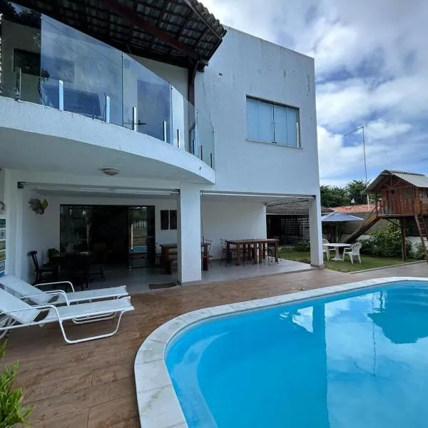 Casa Luxo nas Piscinas Naturais、ポルト・デ・ガリーニャスのホテル