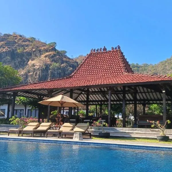 The Joglo By The Beach Pemuteran Bali, hotel in Pemuteran