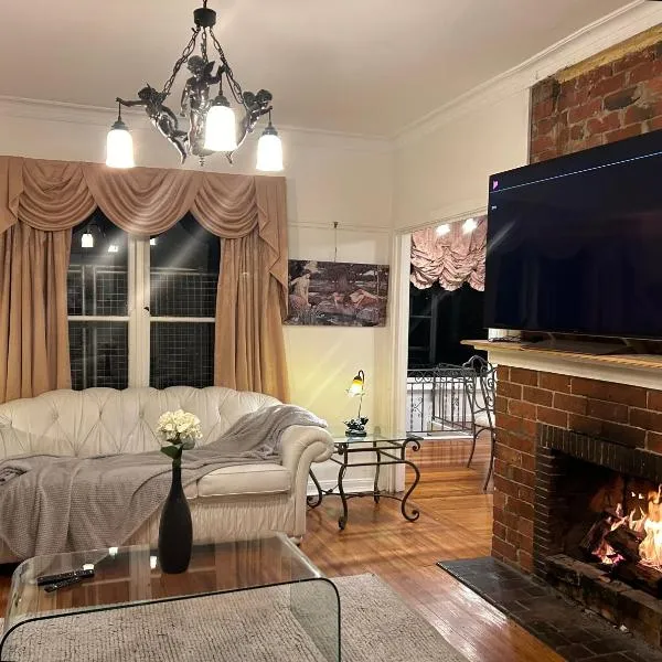 The Sister Cottage，位于卡洛拉马的酒店