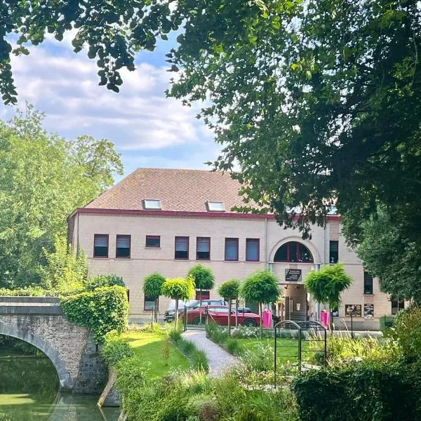 Haras des Chartreux, hotel v destinaci Estaimbourg