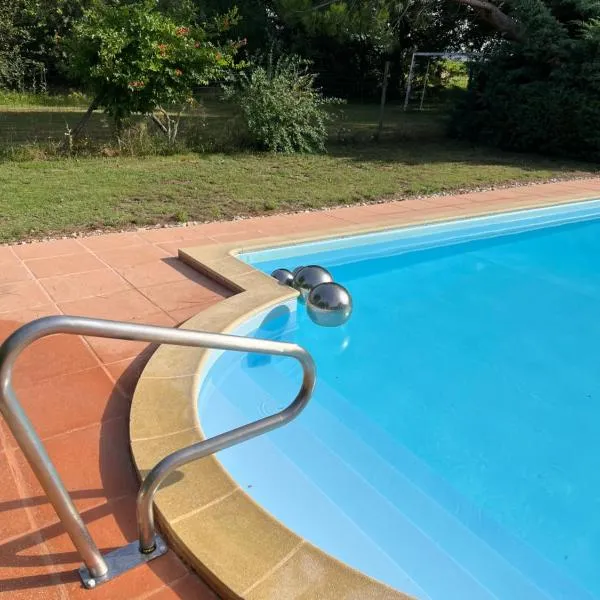gîte de Fontjalabert en campagne tout confort, hotel v destinaci Lisle-sur-Tarn