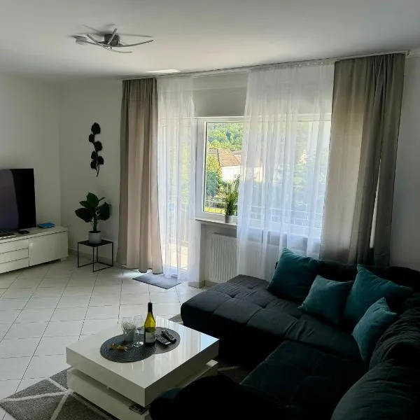 바트 나우하임에 위치한 호텔 Traumhafte Kurstadt Apartment Moderne 2ZKB Balkon-Parkplatz 7-24 Check-in