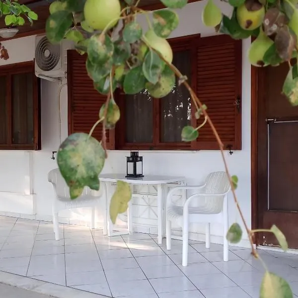 Joanna's summer house, hotel v destinaci Nea Kallikratia