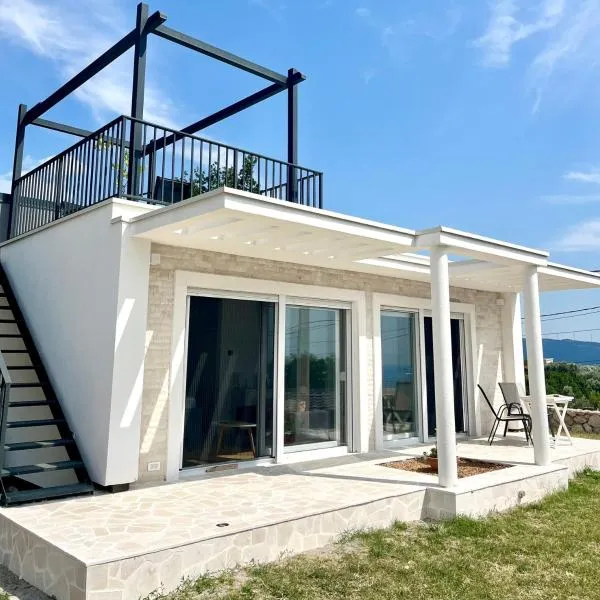 Bungalow for 2 - Dream Oasis Dobra Voda, khách sạn ở Dobra Voda