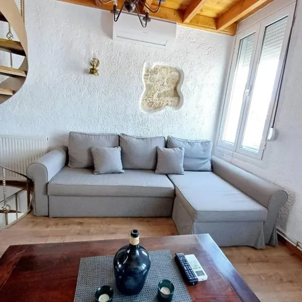 Palaiokastro Rustic Stone Villa, Hotel in Palaiókastron