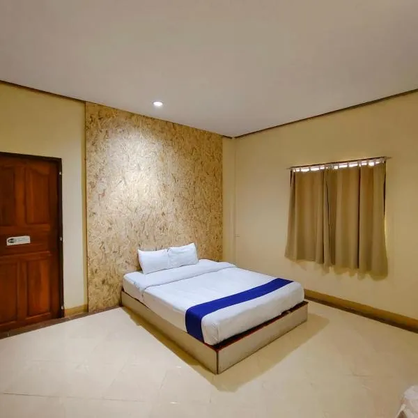บ้านพักเรือนแก้ว แม่สรวย 2, hotel v destinaci Ban Sam Laem