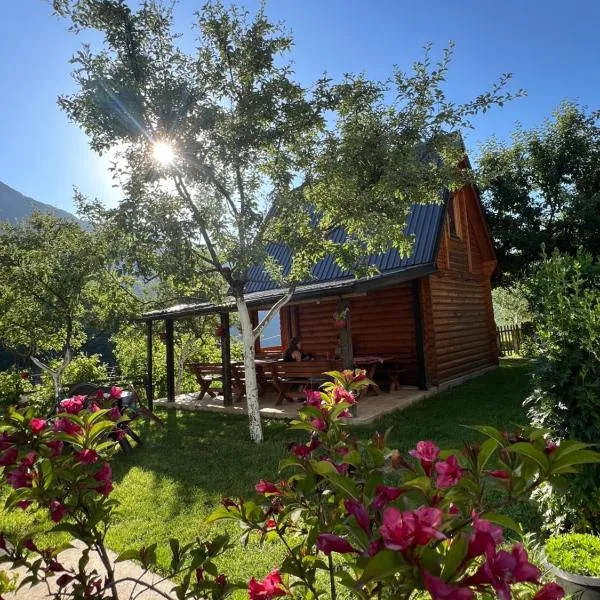 Guest House Kollata โรงแรมในVusanje