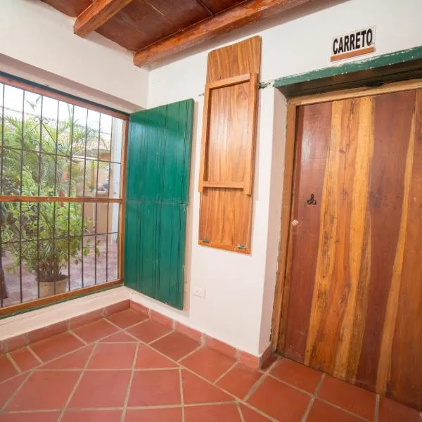Casa Serrano - Callejón de Don Blas, hotell sihtkohas Mompós