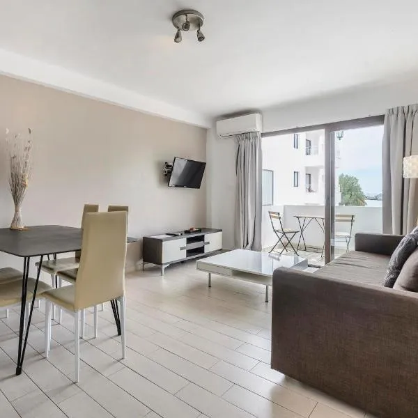 Apartamentos Esmeralda Ibiza, hotel Ibizában
