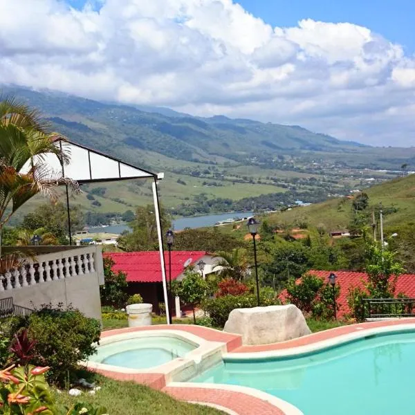 Parcelación El Lago，卡利的飯店