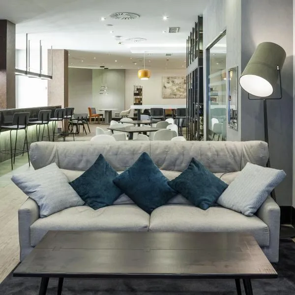Hotel Ilunion Bilbao โรงแรมในบิลเบา