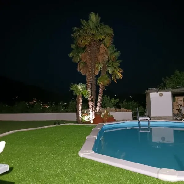 B&B La Fenice sul Lago, hotel Villongo SantʼAlessandróban