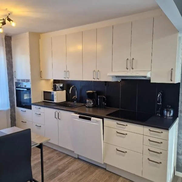 Modernt gästhus på 90 m2 för upp till 8 personer, hotel v destinaci Västervik