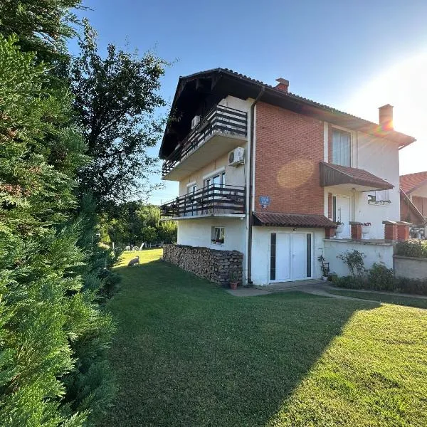 Pansion "Dušica", hotel v destinaci Bor