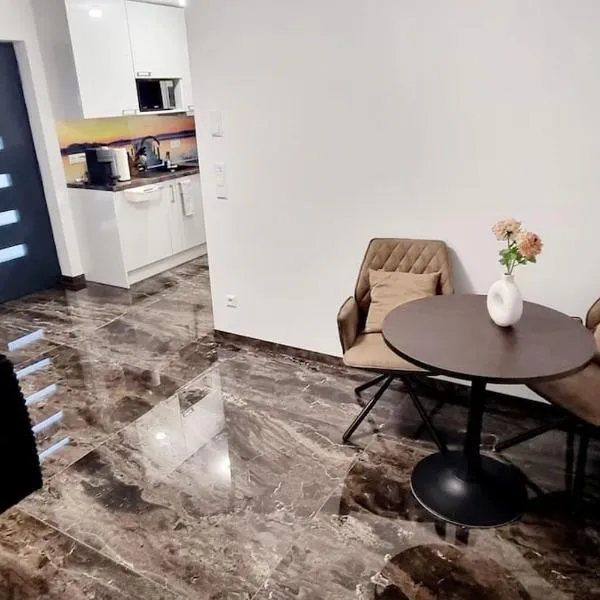 Einliegerwohnung NEU in Vaihingen Enz Horrheim, hotel in Vaihingen an der Enz