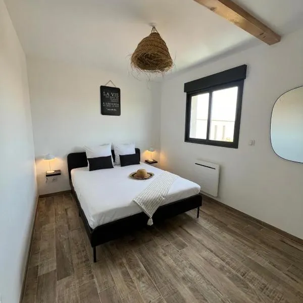 Maison neuve 4 chambre avec jacuzzi, hotel in Les-Pennes-Mirabeau