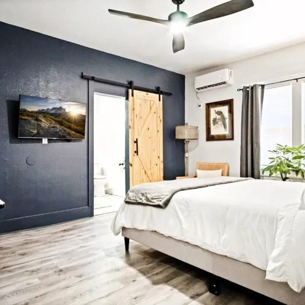 Stylish Studio Oasis Great Comfort #03b, hotel v destinaci Oklahoma City