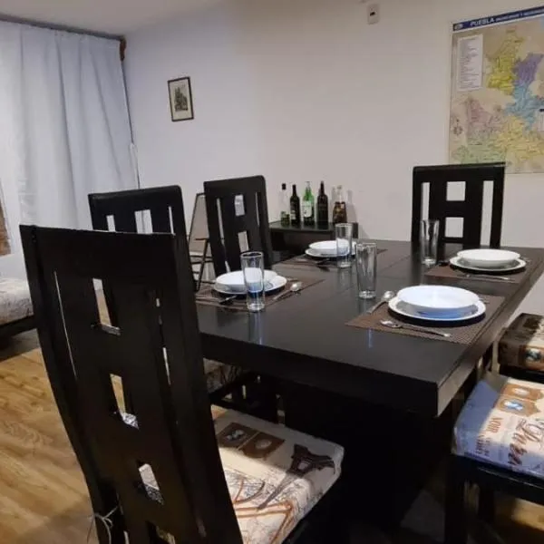 Depto Accesible en Huachi Centro con Parking, khách sạn ở Huauchinango