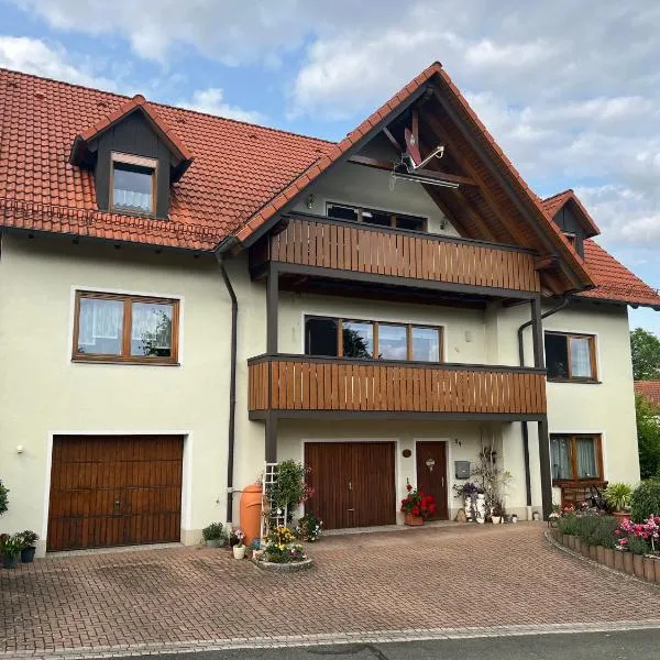 Ferienwohnung Dörfler, hotel di Hollfeld