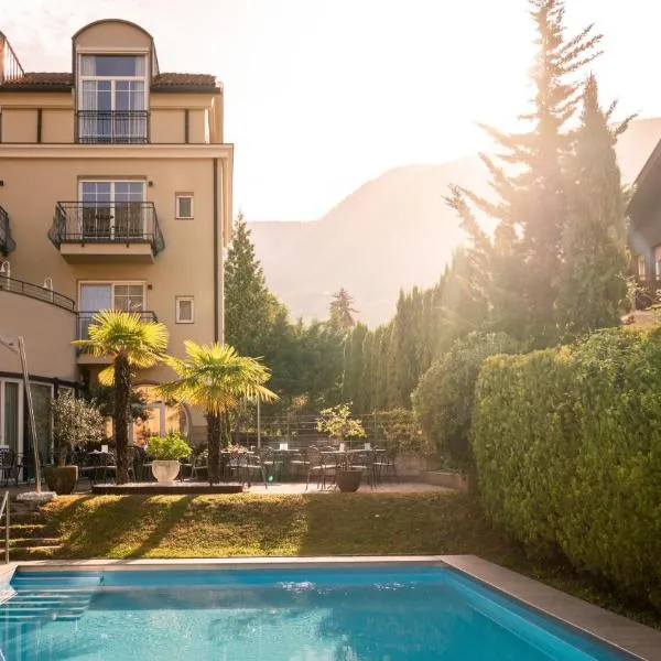 Hotel Villa Laurus, hotel in Merano