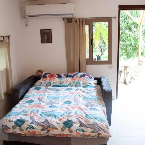 A cozy studio in Pardes Hanna, Hotel in Pardes H̱anna