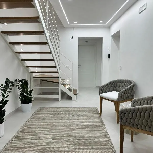 Hary Home, hotel a Brindisi