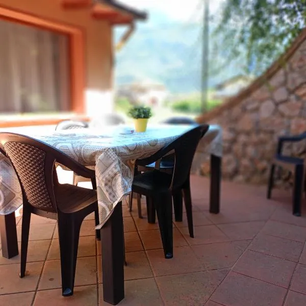 Per chi ama mare e montagna!, hotel Camaioréban