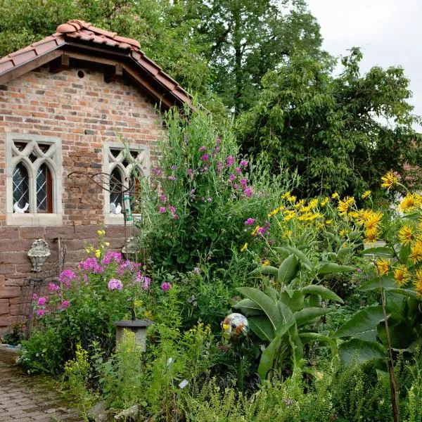 Ferienwohnung-Cottage Rhöner Kräute, hotel v destinaci Buttlar