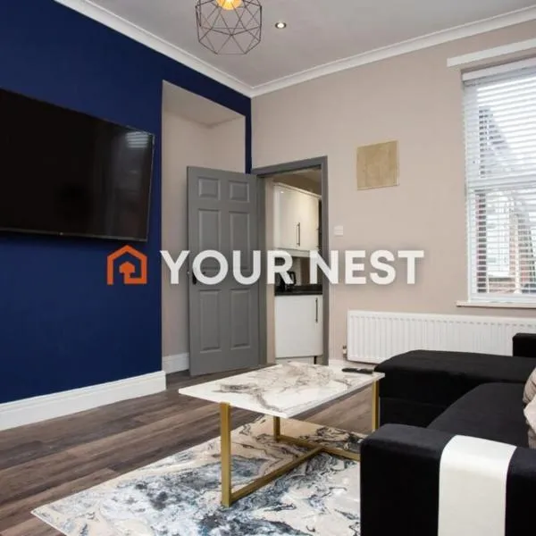 Modern Interior Spacious Four Bedroom Apartment, hotel in Westoe