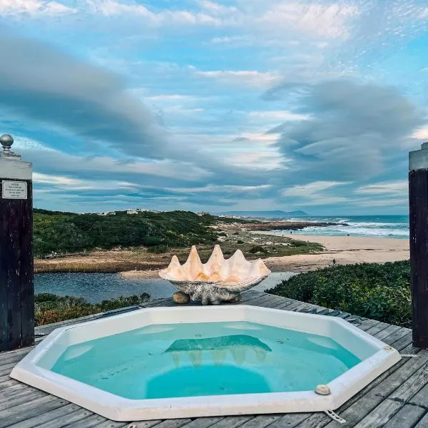 Kennedys Beach Villa, hotel v destinaci Hermanus