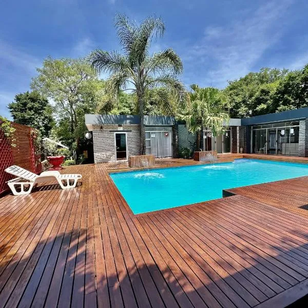 FM GUEST LODGE Comfort, Tranquility & Peace of Mind, hotel in Johannesburg