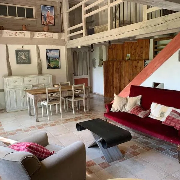 Le Tapis Vert - Loft avec jardin: Auch'ta bir otel