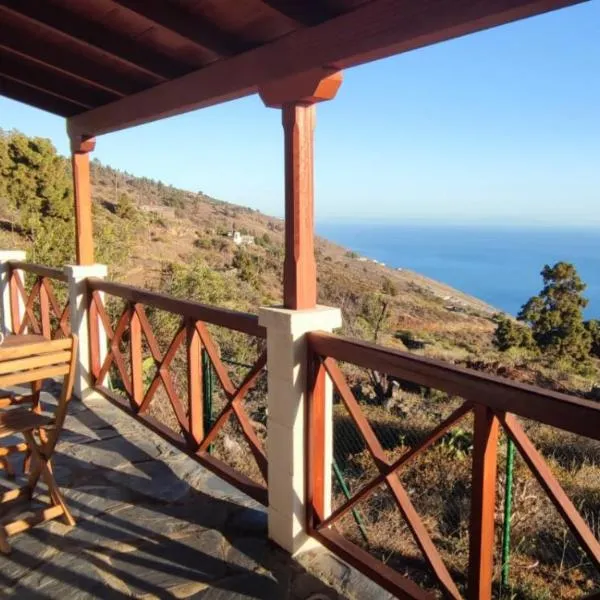 "Villa Servanda " - RELAX, NATURE, WIDE VIEWS OF THE SEA AND A STARRY SKY, hotel v destinácii Puntagorda