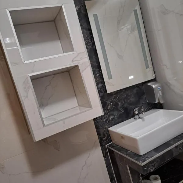 Gostišče motel siva čaplja, hotel in Biš