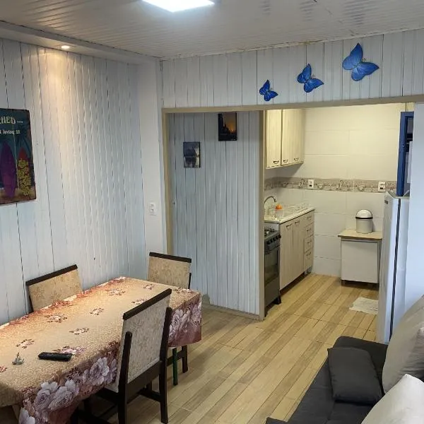 Fique a poucos passos do Centro e da Praia - Jô, hotel v destinaci Torres