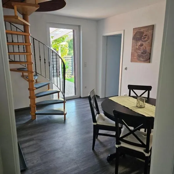 Ferienwohnung K3, хотел в Hambühren