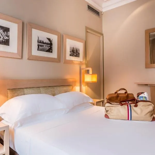 Hotel Duret Paris Champs Elysées, hotel in Paris