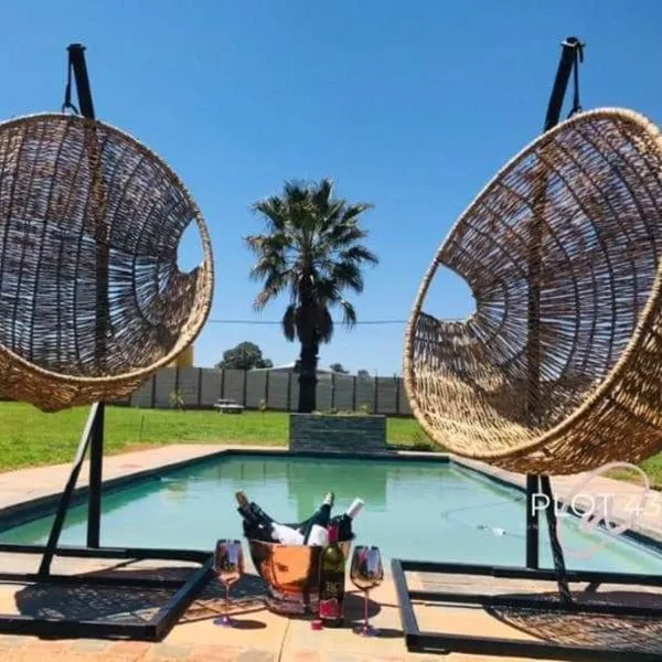 Plot 434 Guest House, hotel v destinaci Brakpan