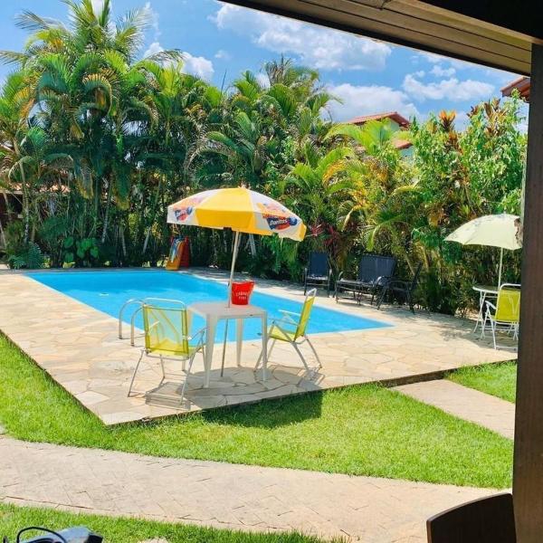 Casa com Piscina no Condomínio Beira Mar