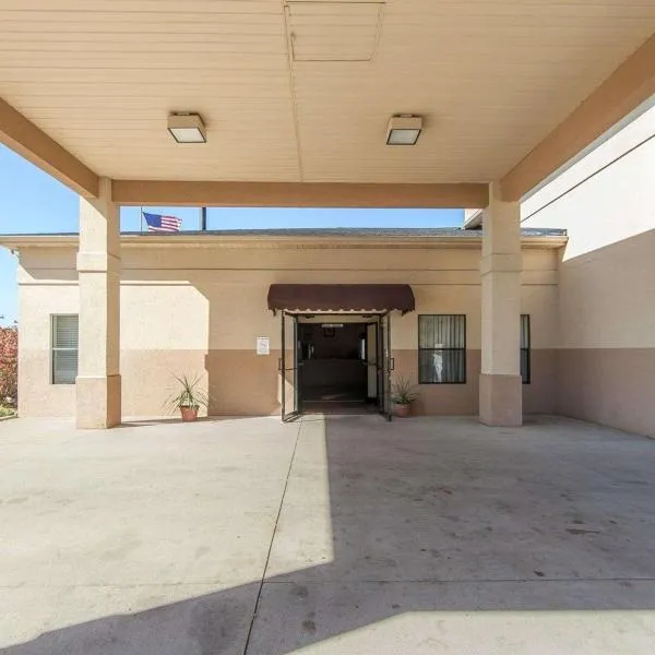 Quality Inn & Suites, hotel v destinaci Rosemount