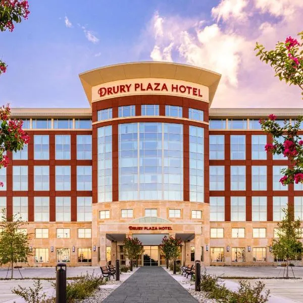 Drury Plaza Hotel Dallas Arlington、アーリントンのホテル