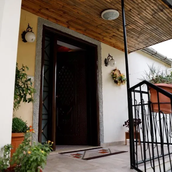 GuestHouse Te Bregu, hotel v destinaci Gjirokastër