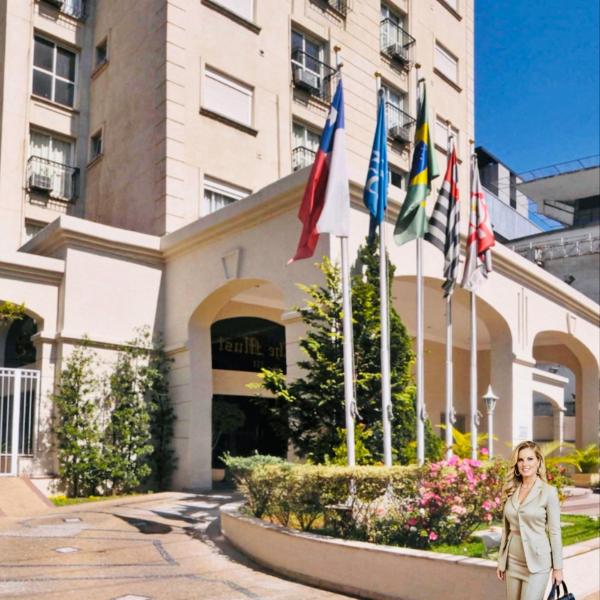 FLAT NO MERCURE JK HOTELARIA 4 estrelas