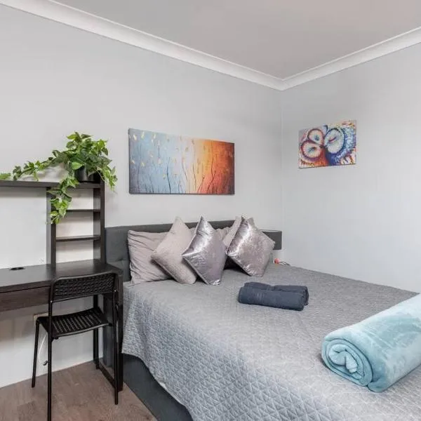 Cozy Double Room - Central Spot - Shared Bathroom, hotel in Regents Park