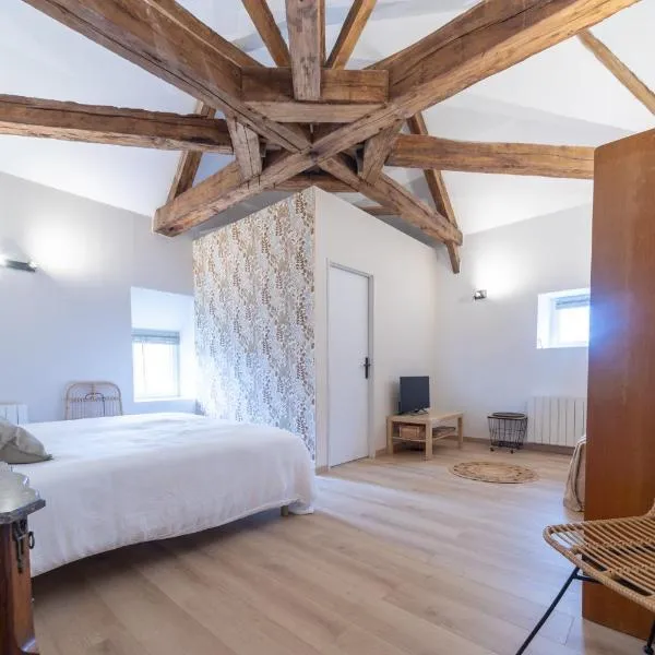 Le Clos de la Tour, hotel v destinaci Arsy