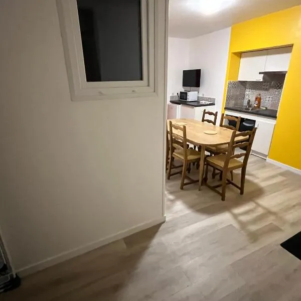 Les gîtes de Mazélise, hotel em Mazerolles
