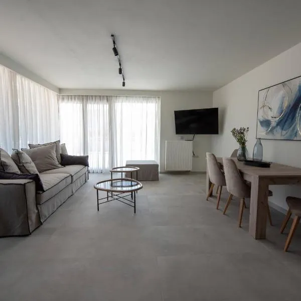 N & M Suites, hotel v destinaci Igumenica
