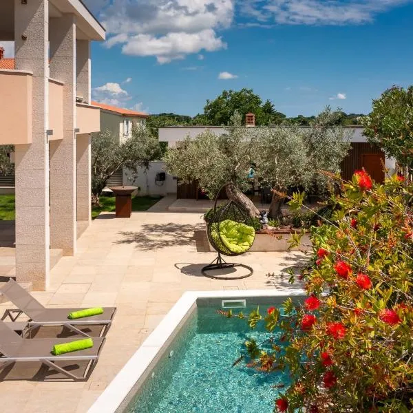 Apartments Villa Pliško Wellness & Pool, viešbutis mieste Fažana