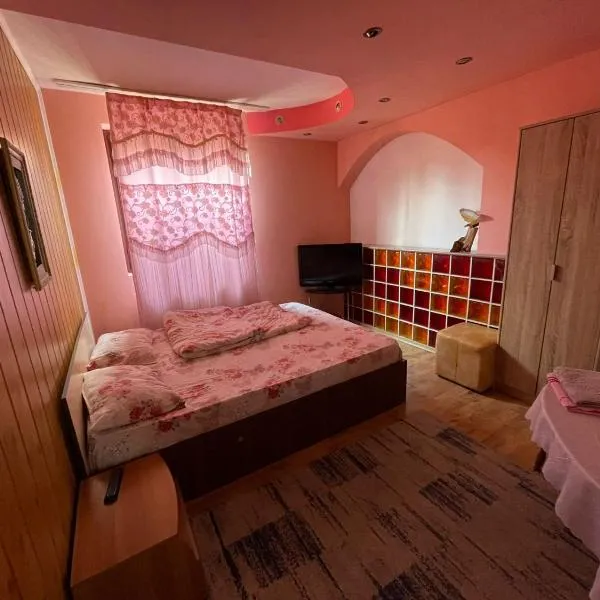 Pensiunea Cascada, hotel v destinaci Comăneşti